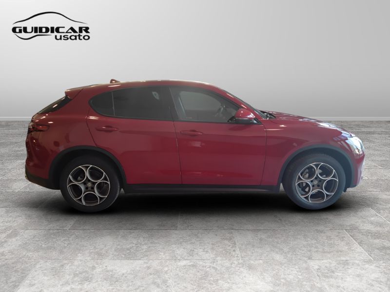 GuidiCar - ALFA ROMEO Stelvio 2017 2019 Stelvio 2.2 t Business Q4 190cv auto my19 Usato